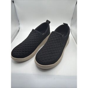 New Staheekum Quilted Slip On Womens Size 9 Black Shoes. New